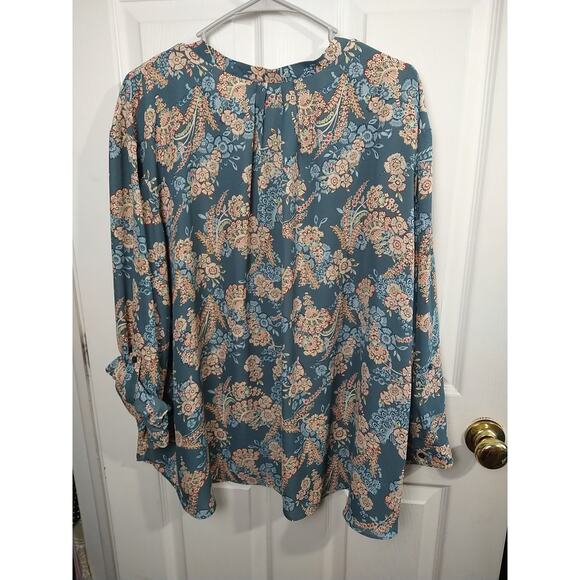 Meera Lane Woman 5X Blouse Semi Sheer Floral V Neck Pullover Flowy Roll Tab - Picture 10 of 10